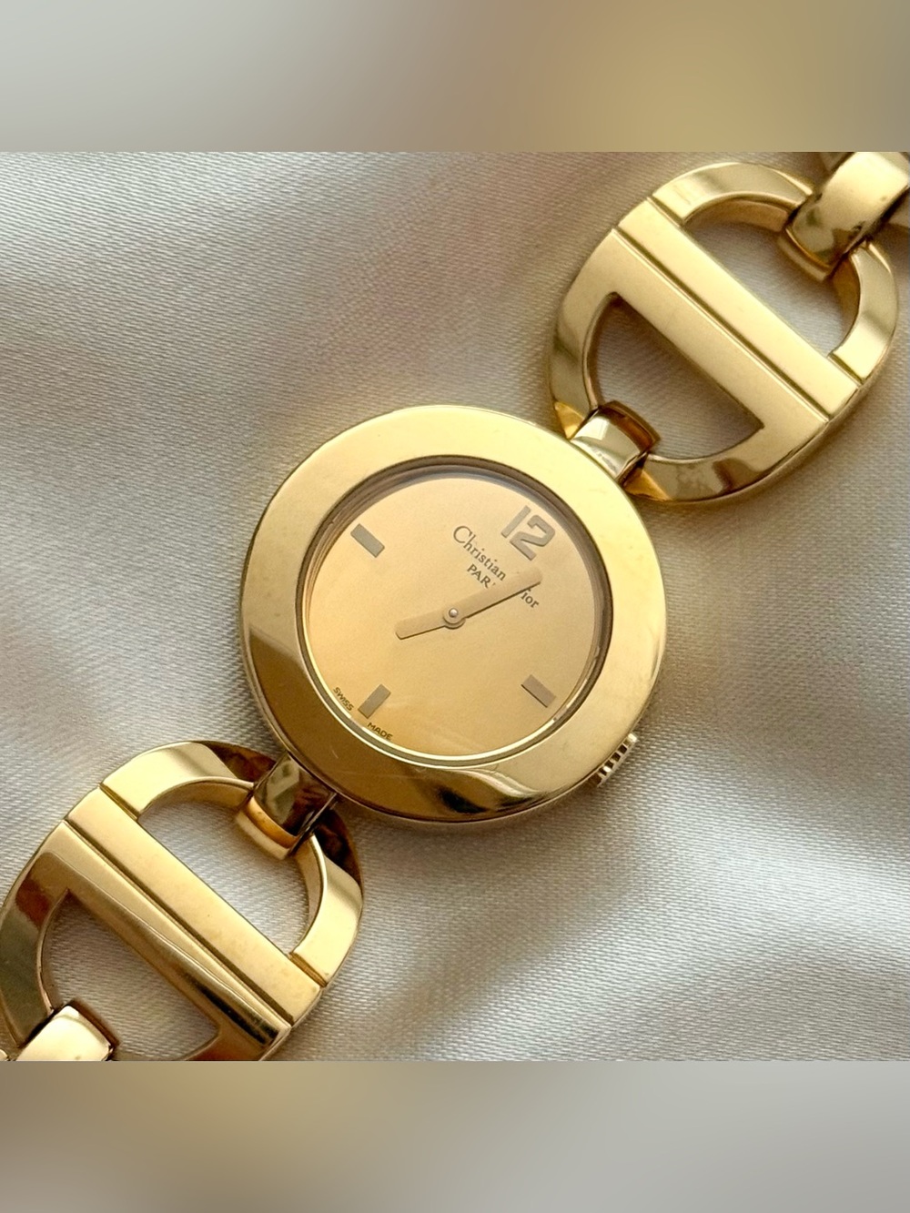 AUTHENTIC RARE VINTAGE DIOR GOLD WATCH - Picture 5 of 8